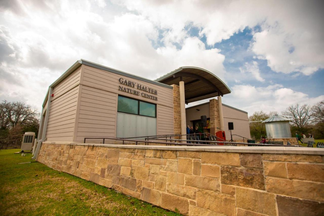 Holiday Inn & Suites College Station-Aggieland, An Ihg Hotel Exterior photo